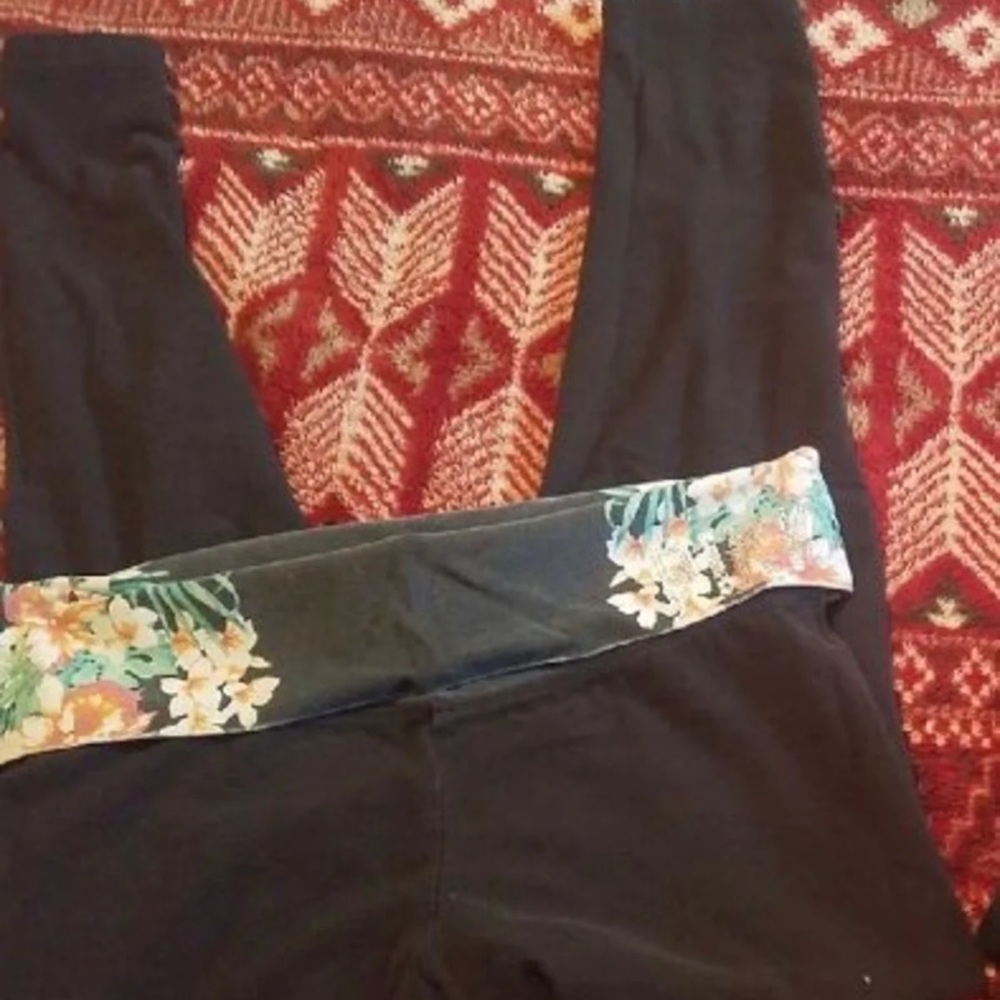 VS PINK Yoga Pants